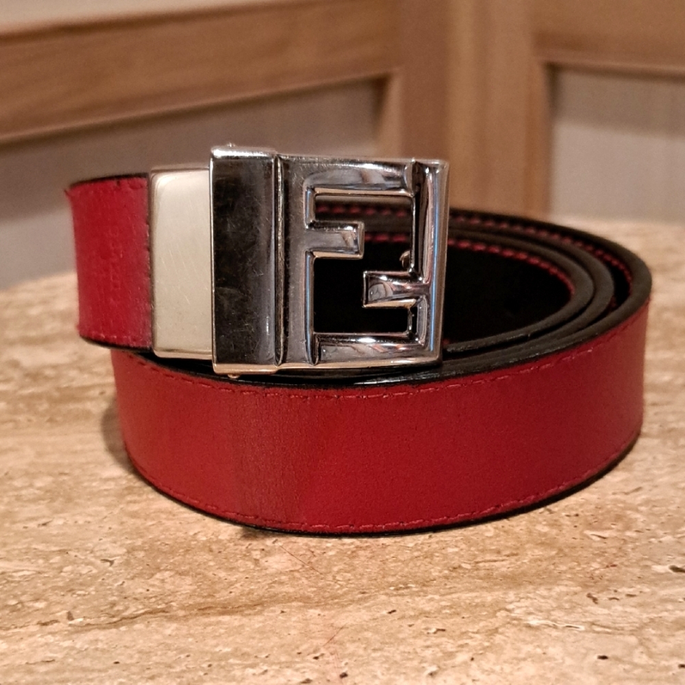 Fendi Vintage Reversible Red/black Belt With Buckle M 39 Ins.